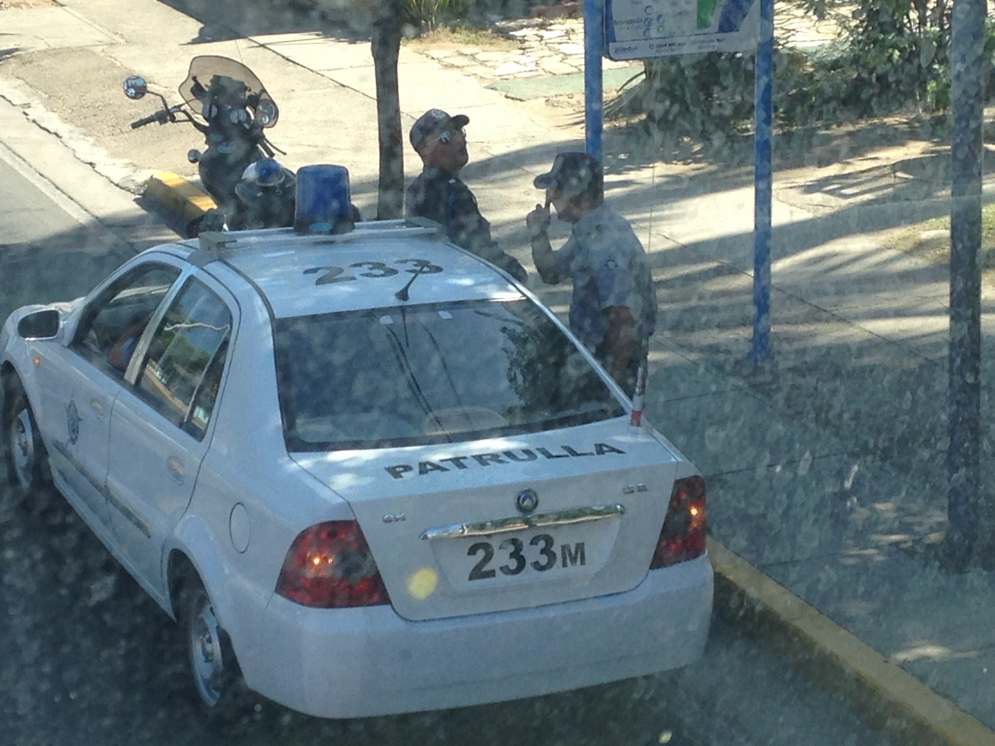 Куба. Варадеро. Полиция.
